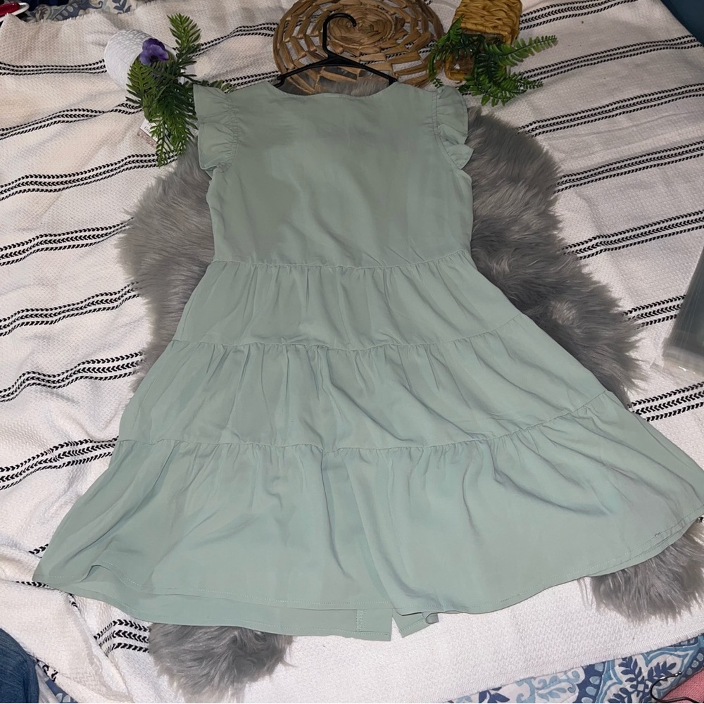 Green Ruffle Dress Size Small - Picture 8 of 10